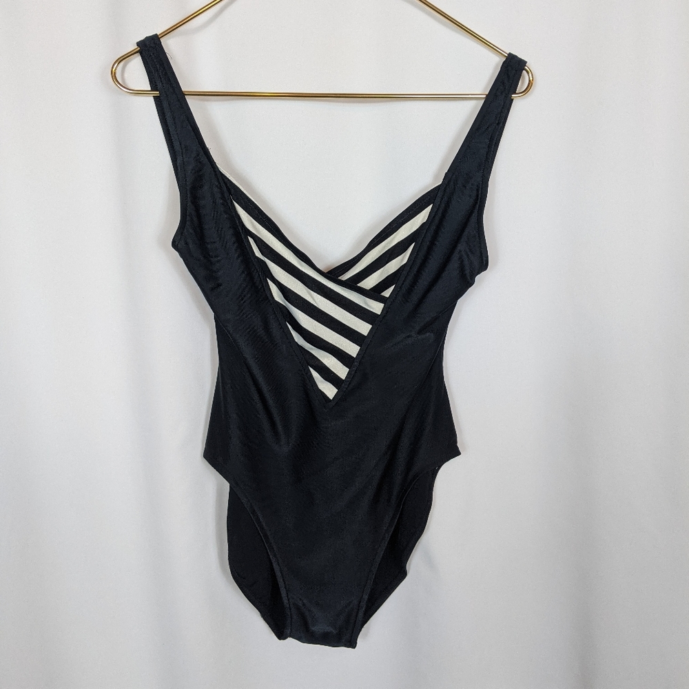 Vintage Black White Striped Bathing Suit Swimsuit One Piece Mod Retro Sz 11/12 - Picture 1 of 7